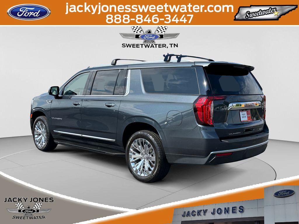 Used 2021 GMC Yukon XL SLT w/ SLT Premium Package AWD/4WD image 3