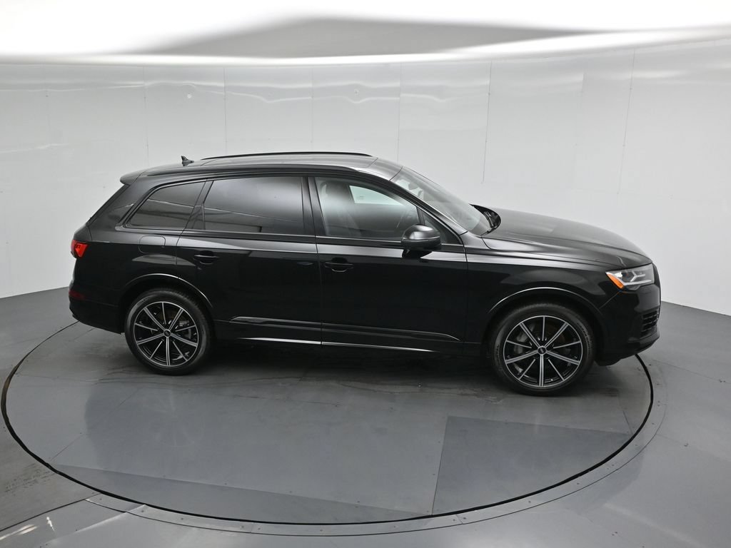 Used 2022 Audi Q7 3.0T Premium Plus w/ Premium Plus Package AWD/4WD image 54
