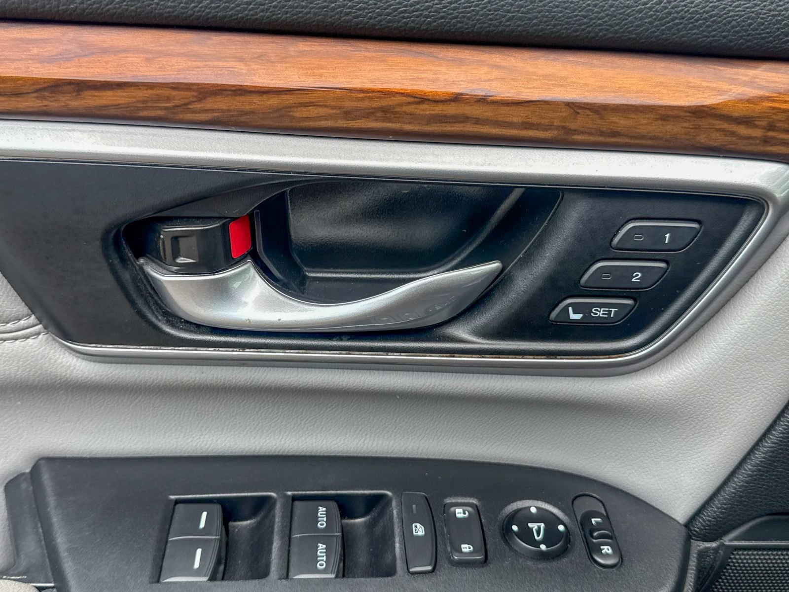 Used 2021 Honda CR-V EX-L image 18