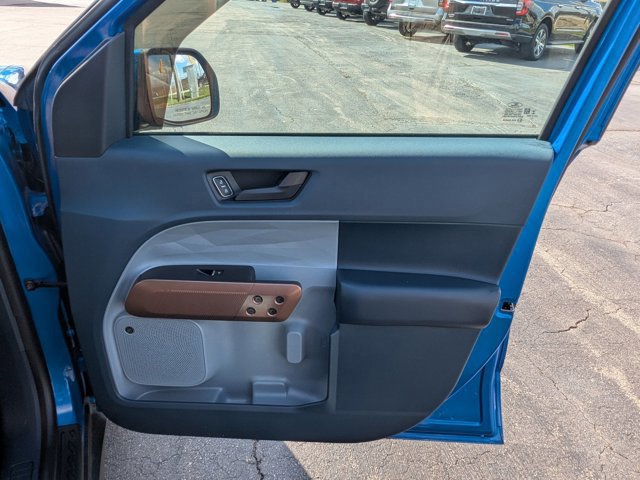 Certified 2022 Ford Maverick Lariat w/ Lariat Luxury Package image 32