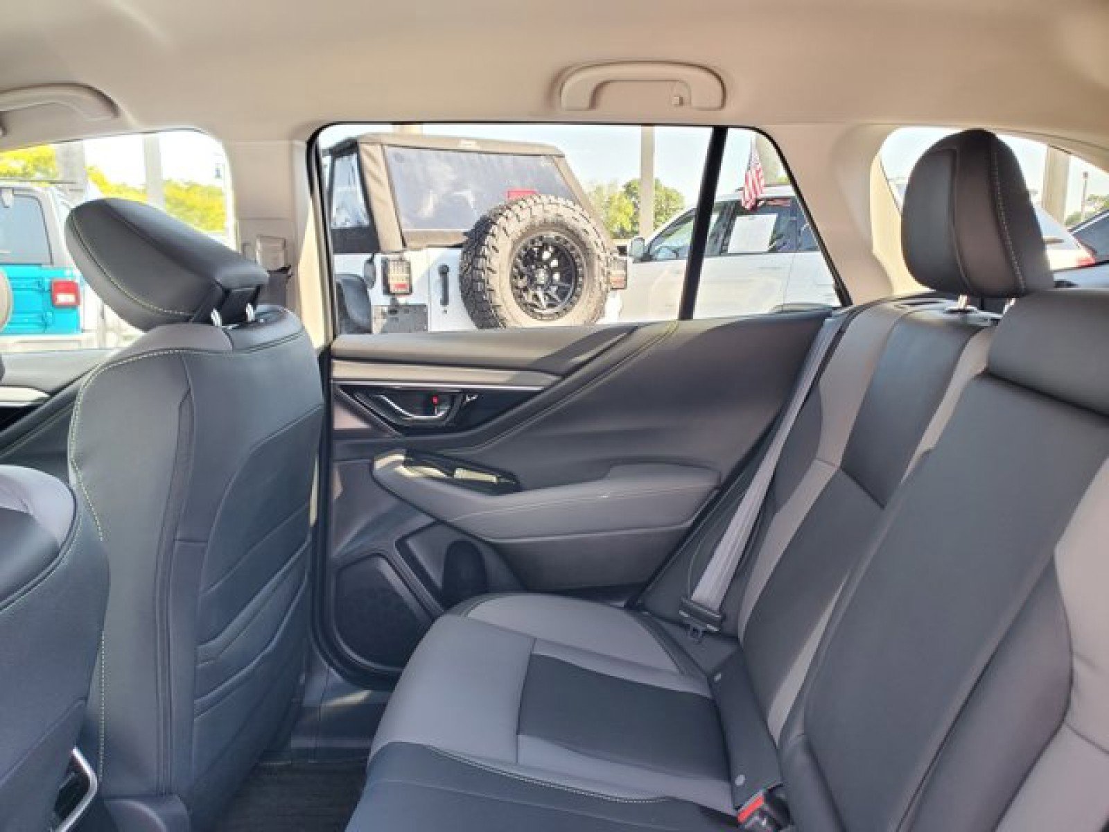 Used 2023 Subaru Outback Onyx Edition image 27