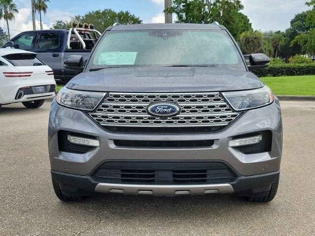 Certified 2022 Ford Explorer Limited w/ Equipment Group 301A RWD image 2
