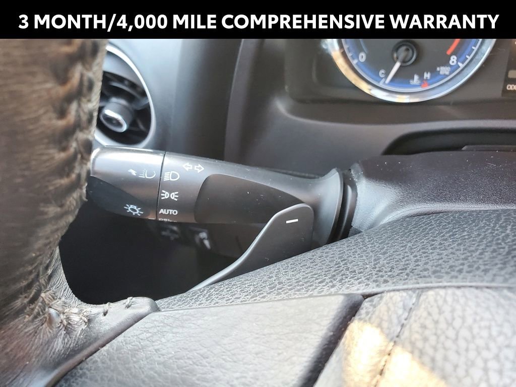 Used 2017 Toyota Corolla L image 19