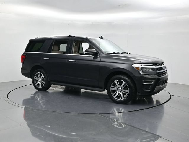 Certified 2024 Ford Expedition Limited RWD image 3