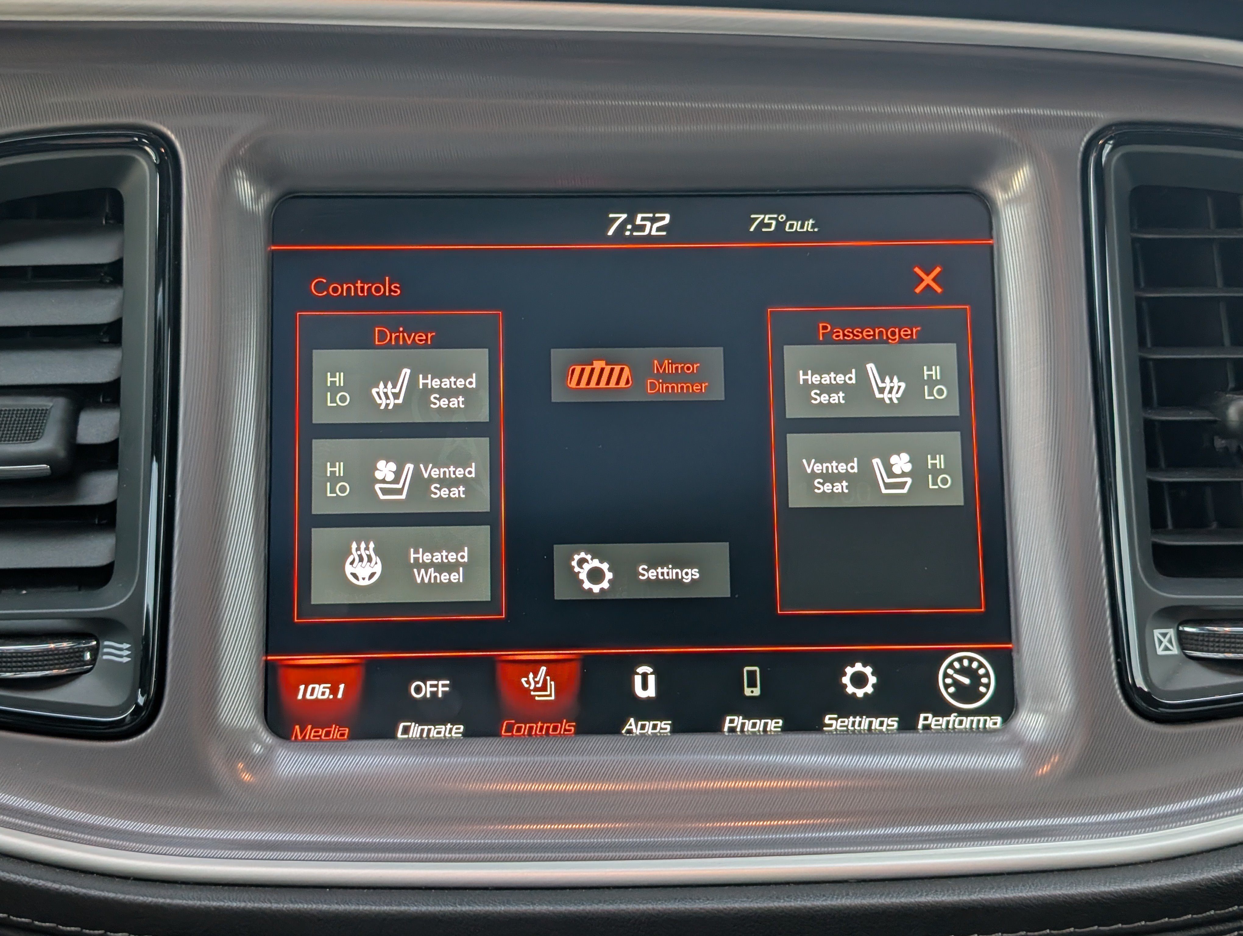 Used 2022 Dodge Challenger R/T Scat Pack RWD image 26