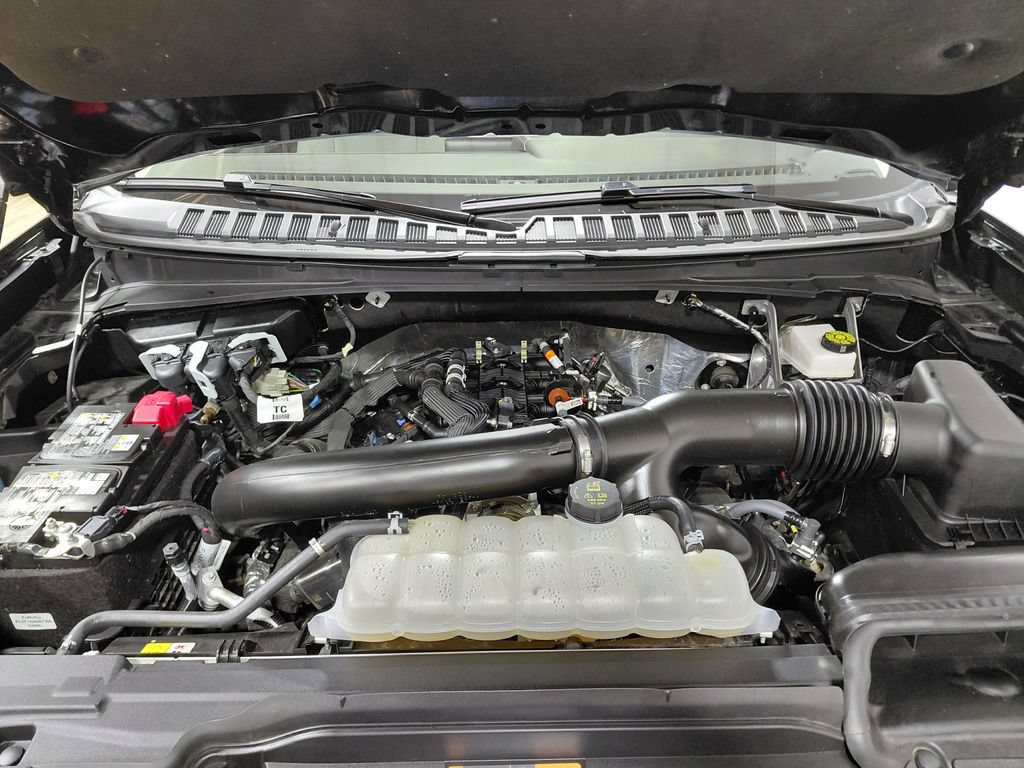 Certified 2025 Ford Expedition Max Platinum AWD/4WD image 17