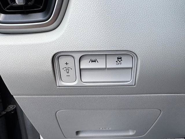 Used 2021 Kia Sorento S w/ Panoramic Sunroof Package AWD/4WD image 22