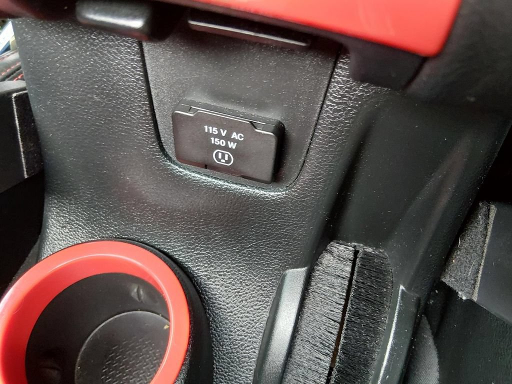 Used 2018 Jeep Wrangler Unlimited Rubicon AWD/4WD image 24