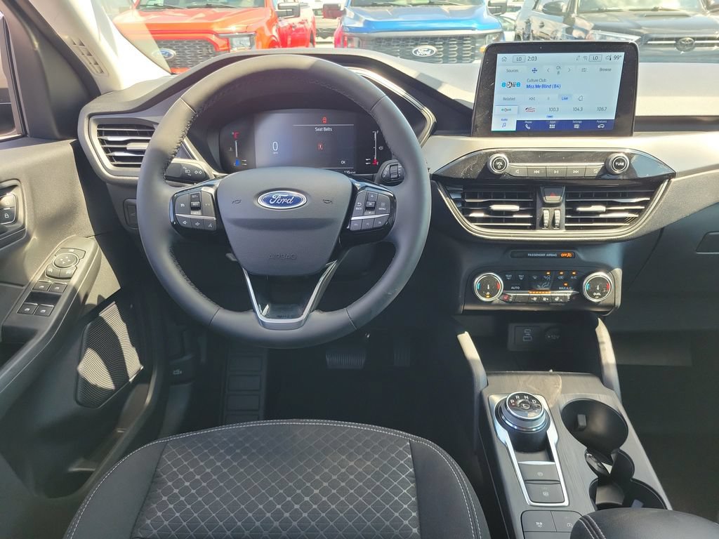 Certified 2023 Ford Escape Active AWD/4WD image 12