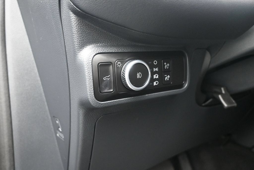 Certified 2026 Ford Explorer ST AWD/4WD image 33