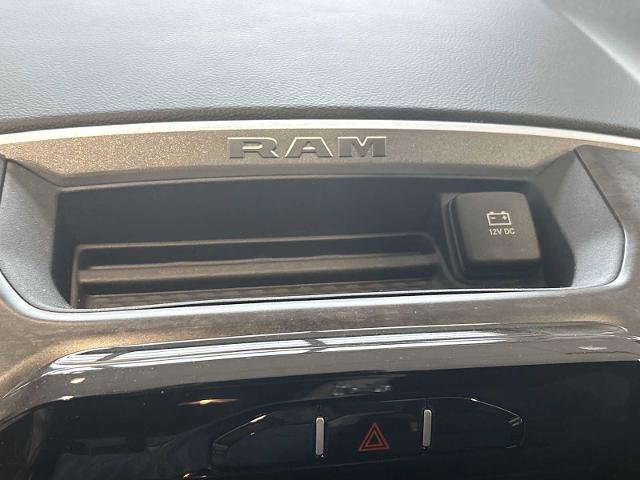 Used 2023 RAM 1500 Big Horn AWD/4WD image 36