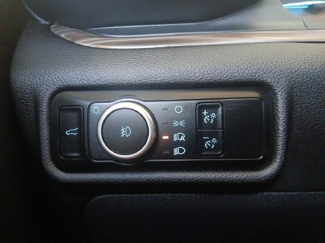 Certified 2023 Ford Explorer Limited w/ Limited Technology Package RWD image 13
