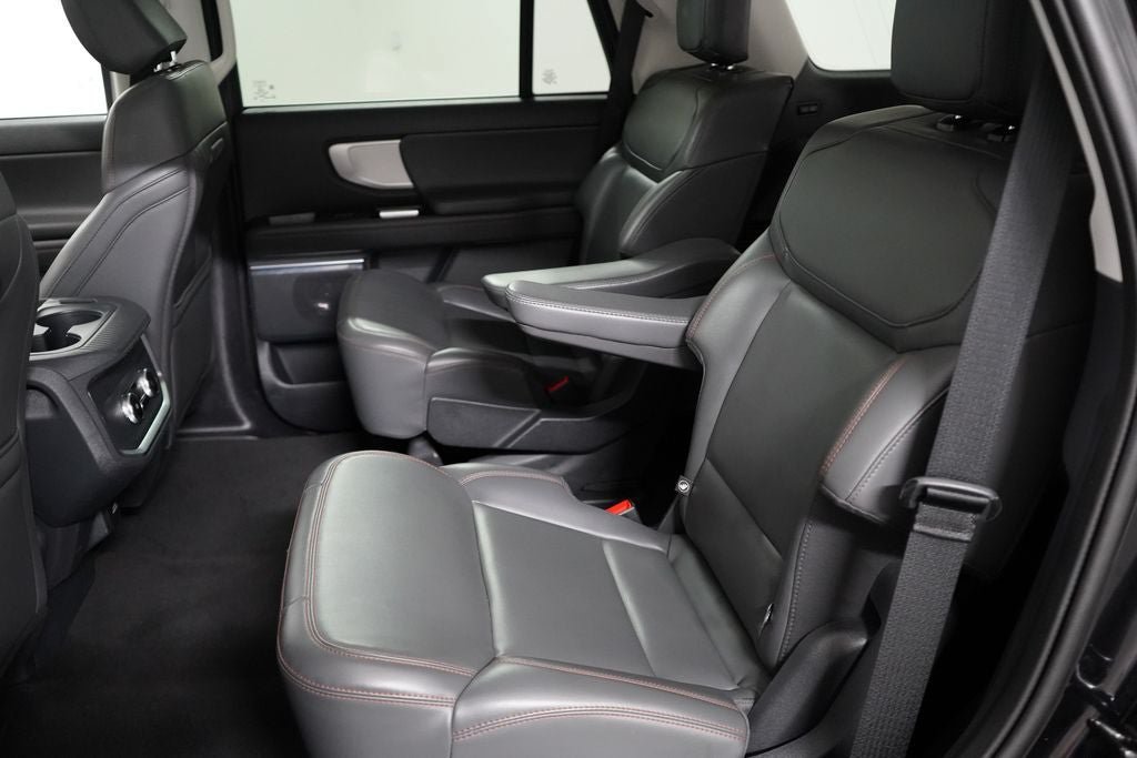 Certified 2025 Ford Expedition Active AWD/4WD image 20