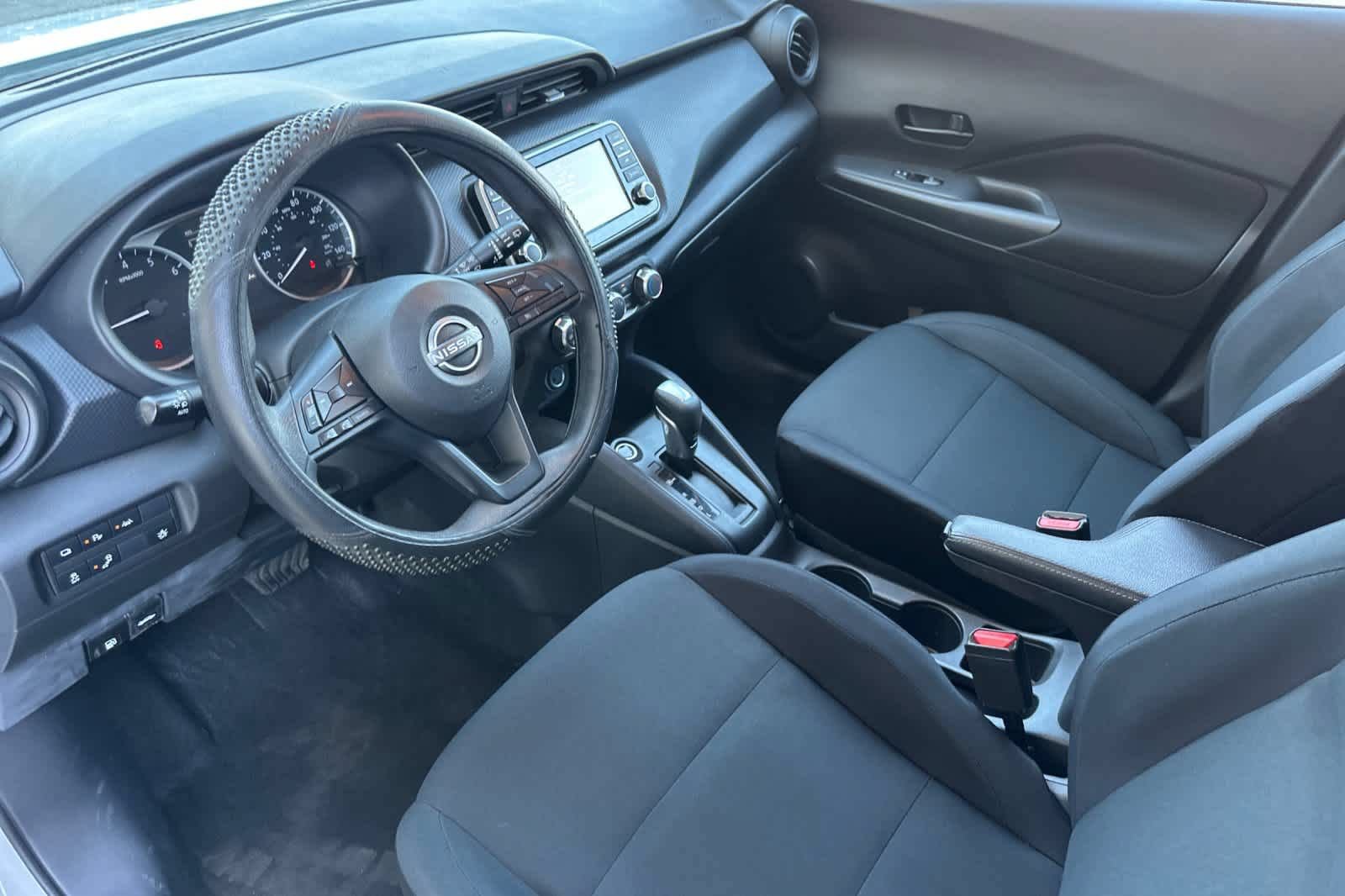 Used 2024 Nissan Kicks S FWD image 11