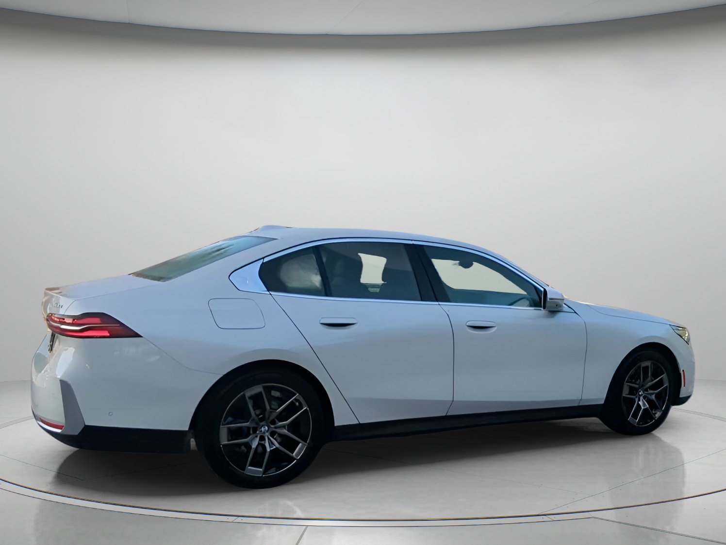 Used 2026 BMW 530i RWD image 30