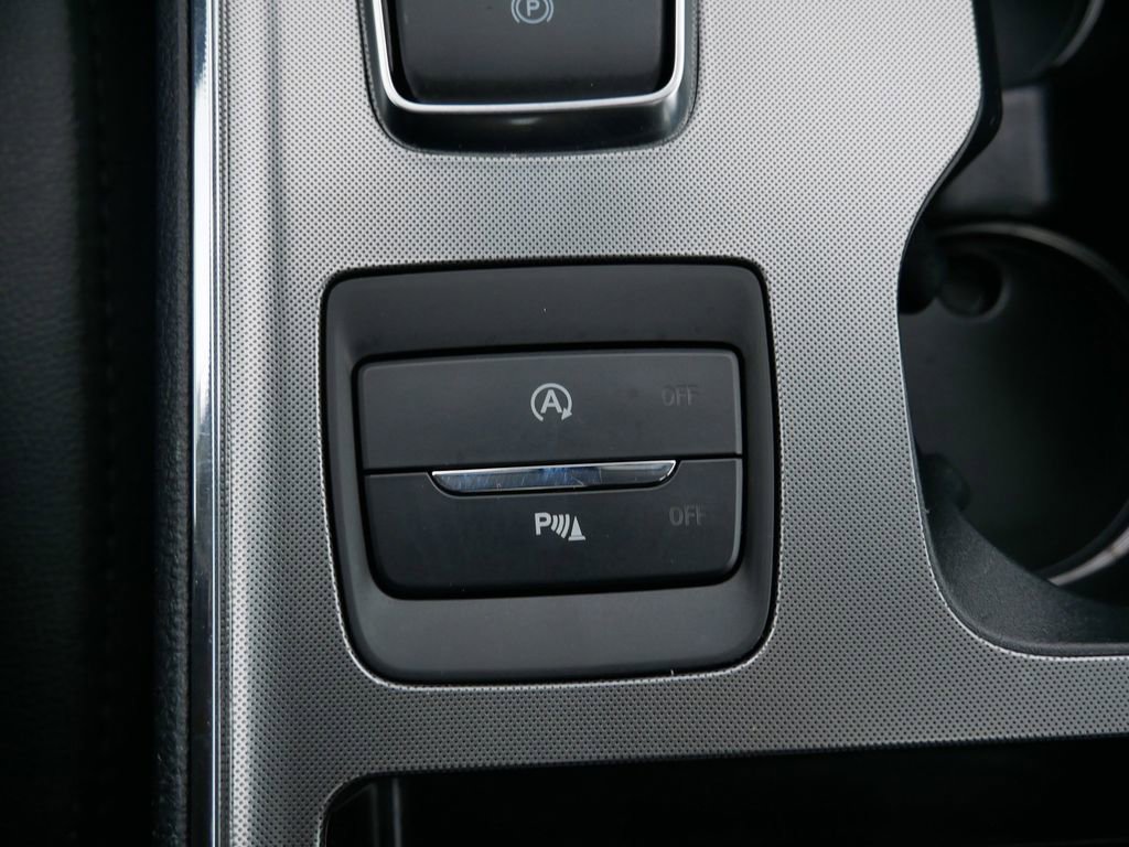 Certified 2024 Ford Edge Titanium w/ Equipment Group 301A image 25