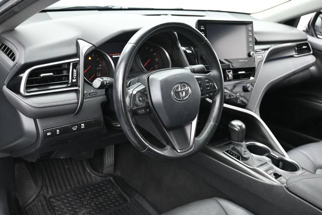 Used 2024 Toyota Camry XSE FWD image 16