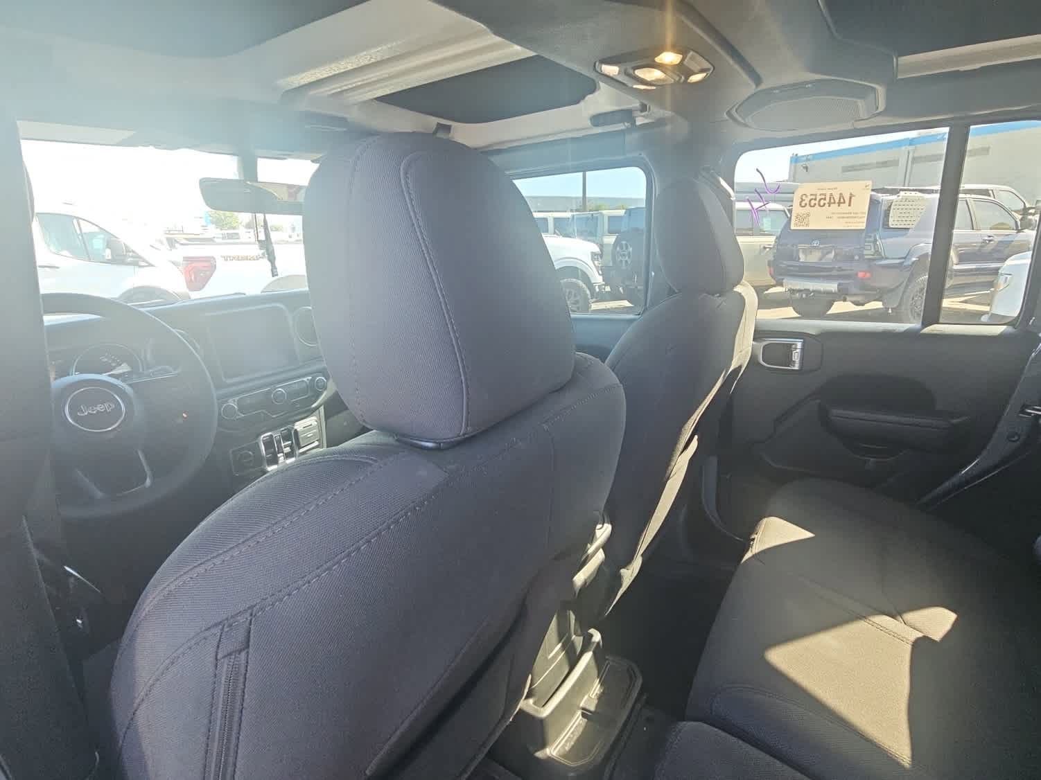 Used 2023 Jeep Wrangler Unlimited w/ 8.4" Radio Group AWD/4WD image 11