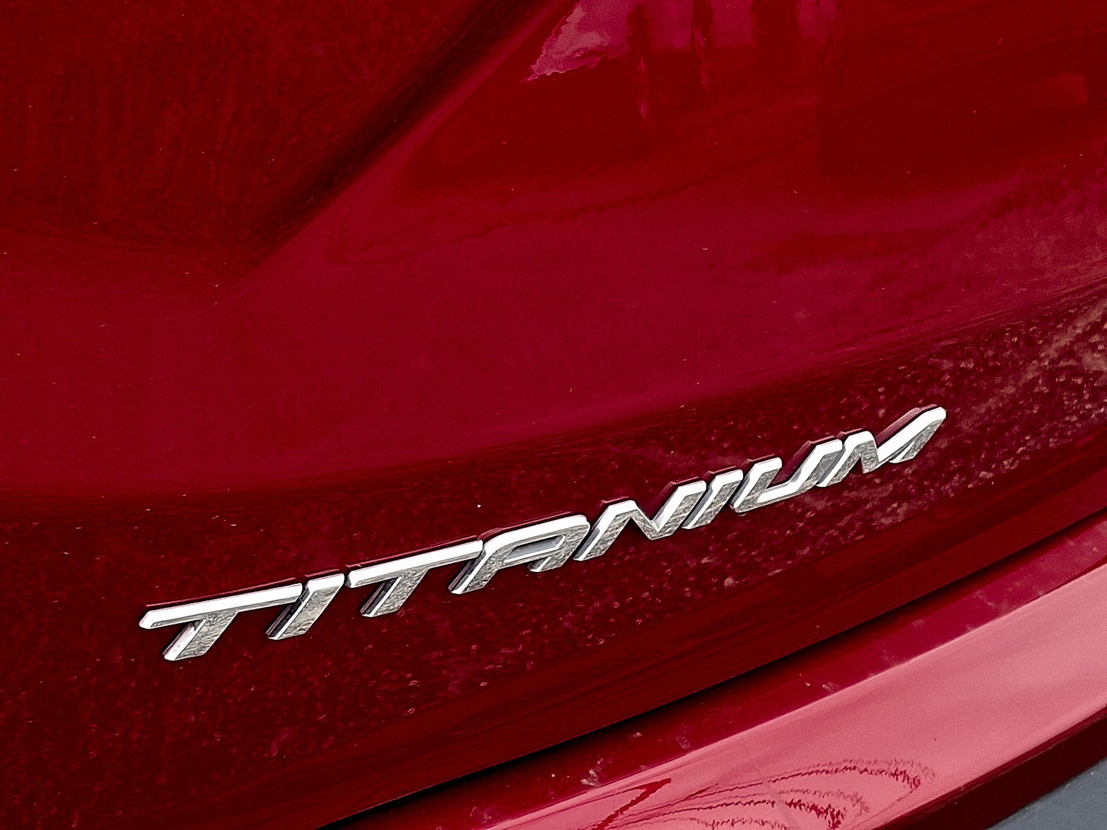 Certified 2021 Ford Edge Titanium w/ Cargo Accessory Package FWD image 30