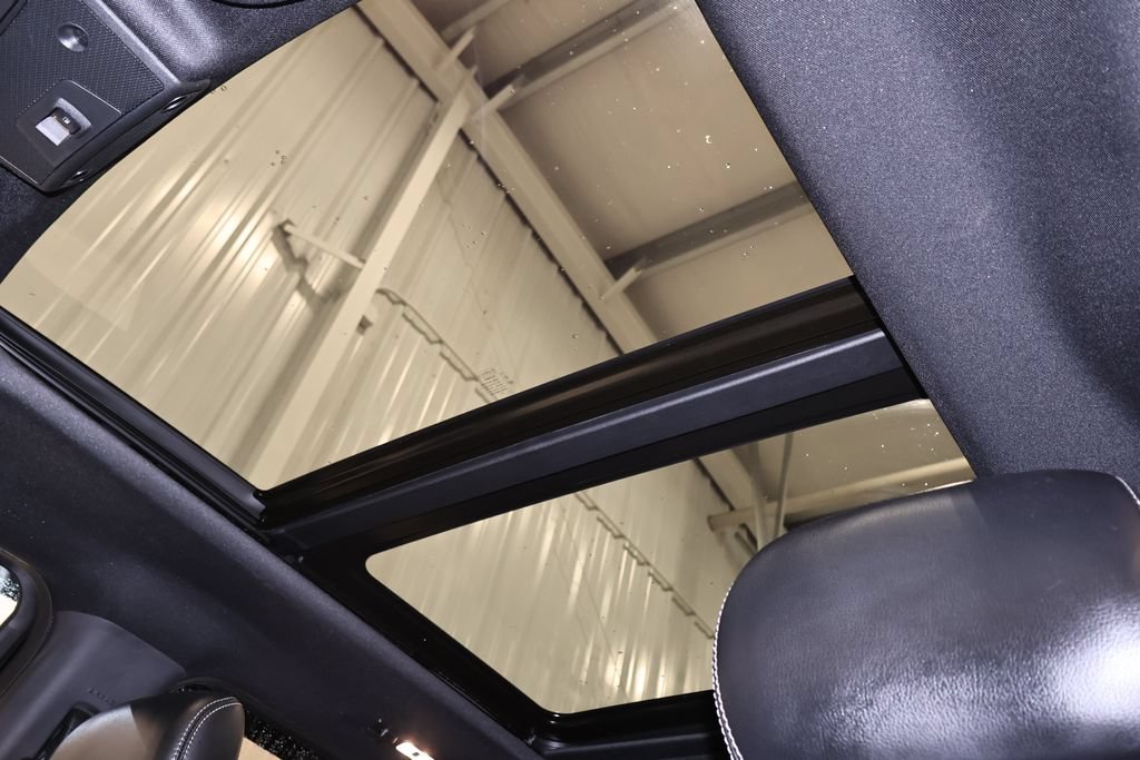 Certified 2018 Ford F150 Lariat w/ Equipment Group 502A Luxury AWD/4WD image 25