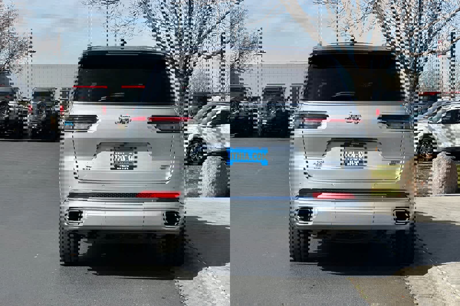 Used 2023 Jeep Grand Cherokee L Summit image 4