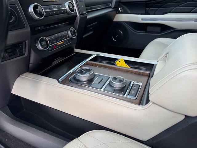 Certified 2018 Ford Expedition Max Platinum image 15