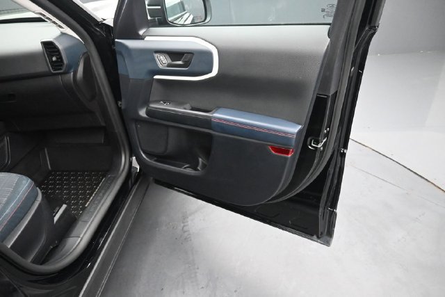 Certified 2023 Ford Bronco Sport Heritage w/ Heritage Convenience Package AWD/4WD image 32
