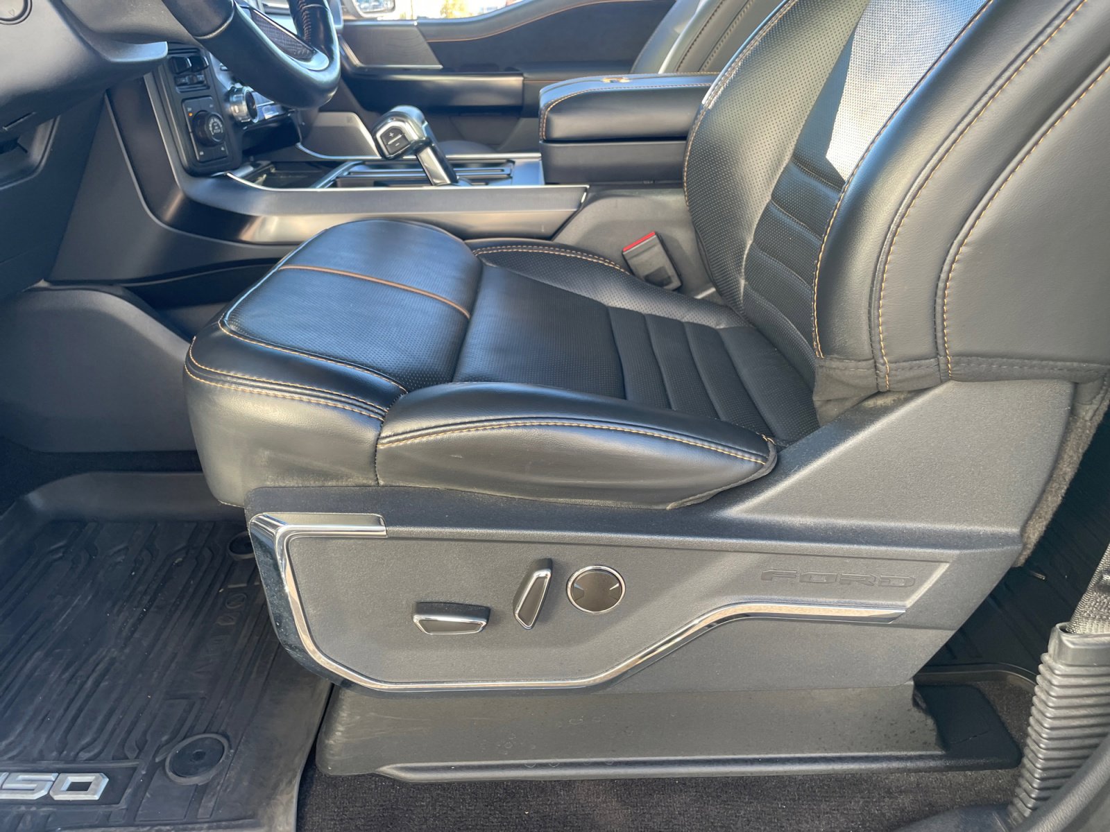 Certified 2023 Ford F150 Platinum w/ Equipment Group 701A High image 13