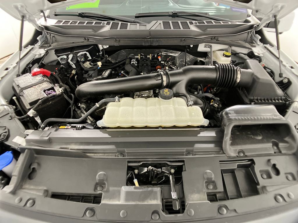 Certified 2025 Ford F150 Lariat image 33