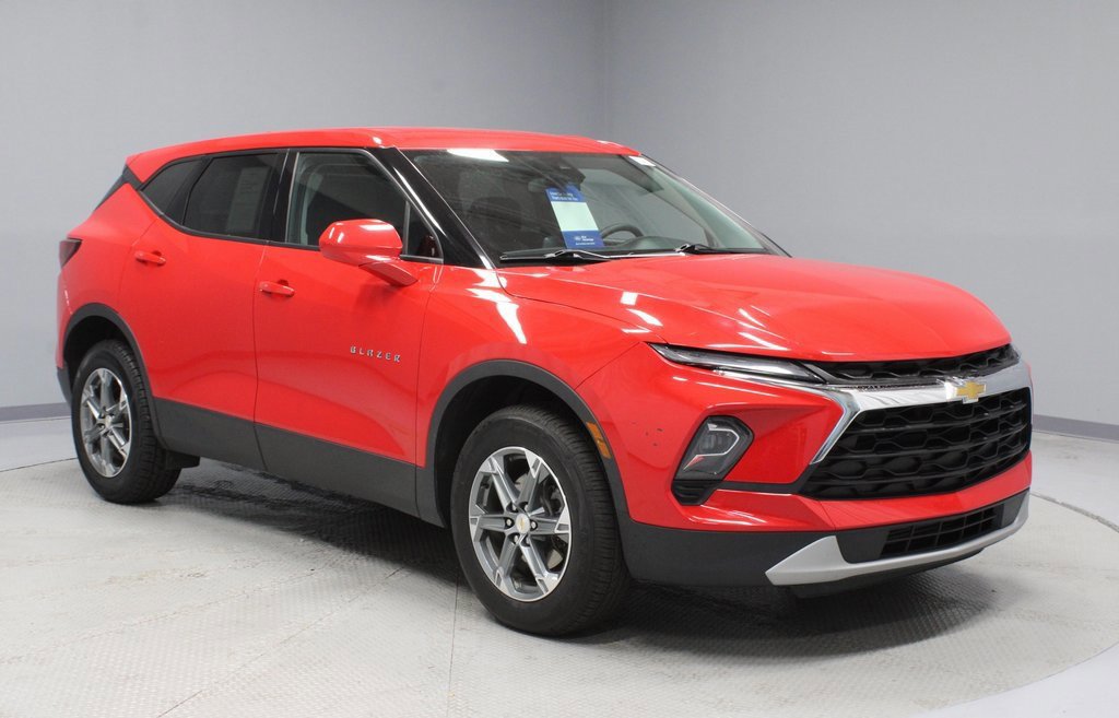 Used 2023 Chevrolet Blazer LT image 7