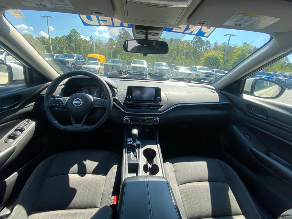 Used 2023 Nissan Altima 2.5 S FWD image 25