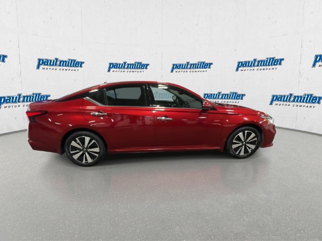 Used 2019 Nissan Altima 2.5 SV FWD image 12