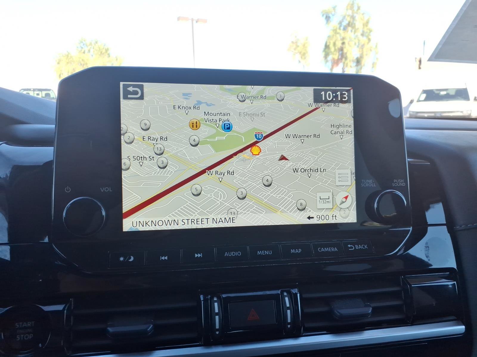 Used 2025 Nissan Pathfinder SL FWD image 23