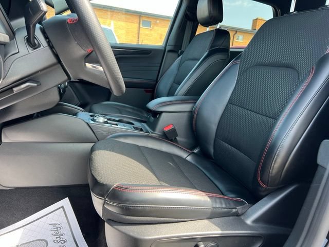 Certified 2024 Ford Escape ST-Line w/ Tech Pack #1 AWD/4WD image 17