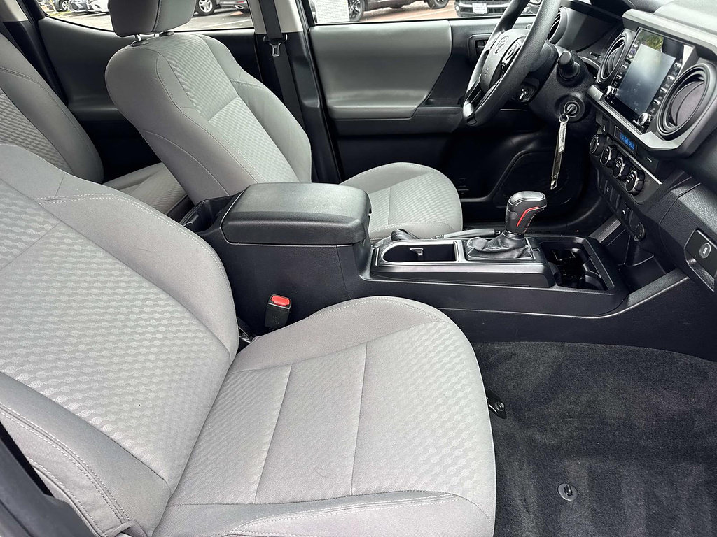 Used 2022 Toyota Tacoma SR AWD/4WD image 35
