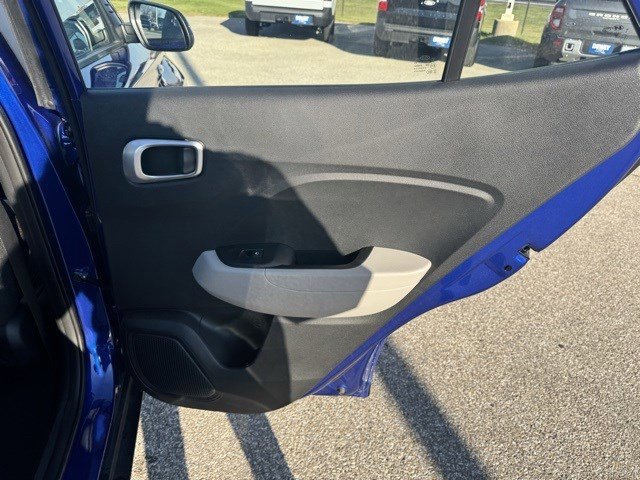 Used 2024 Hyundai Venue SEL image 29