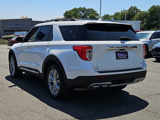 Certified 2023 Ford Explorer XLT w/ Equipment Group 202A AWD/4WD image 7
