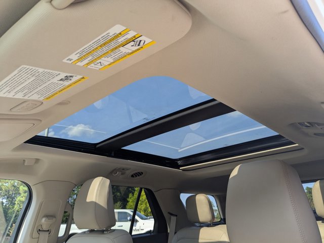 Certified 2023 Ford Explorer XLT w/ Equipment Group 202A image 29