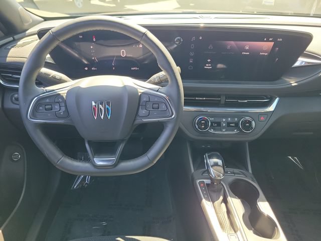 Used 2025 Buick Envista Preferred w/ Convenience I Package FWD image 4
