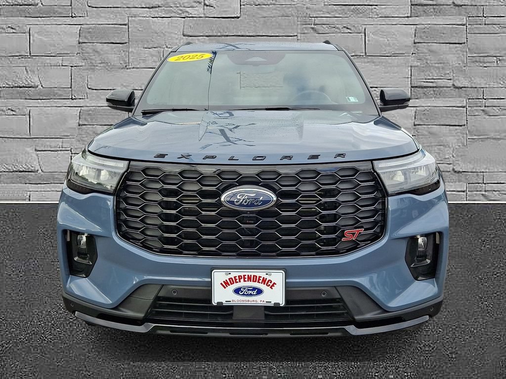 Certified 2025 Ford Explorer ST w/ Sun And Sound Package AWD/4WD image 3