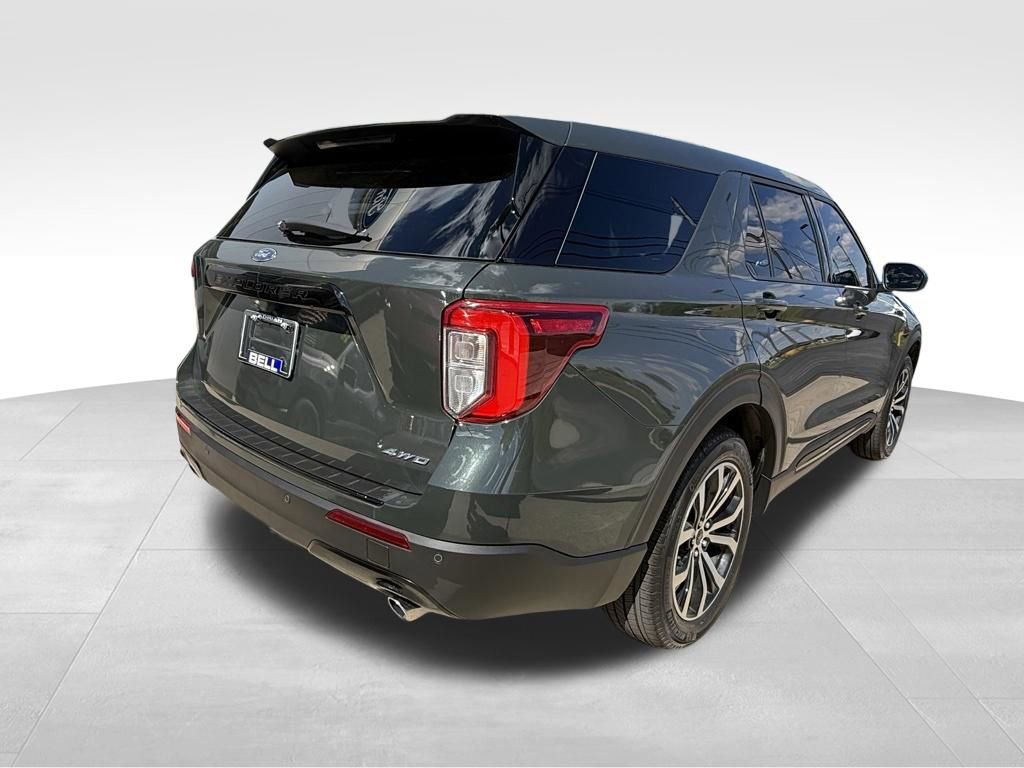Certified 2022 Ford Explorer ST-Line AWD/4WD image 9