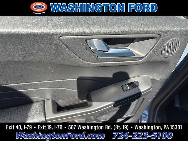 Certified 2024 Ford Escape ST-Line Elite w/ Premium Technology Package AWD/4WD image 17