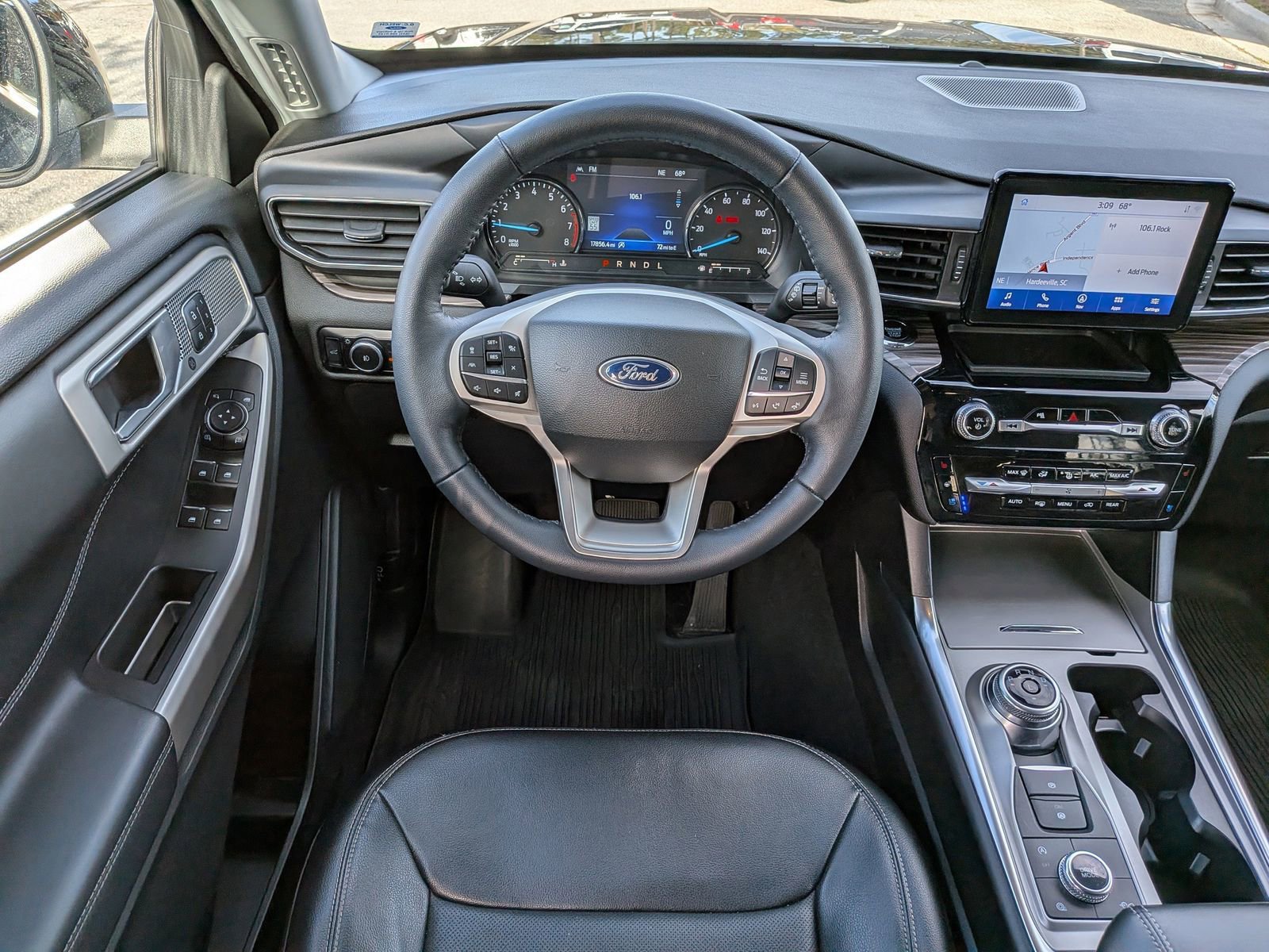 Certified 2023 Ford Explorer Limited w/ Equipment Group 301A image 17