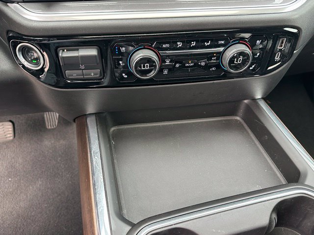 Used 2024 Chevrolet Silverado 2500 High Country w/ High Country Premium Package AWD/4WD image 21