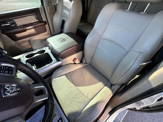 Used 2017 RAM 1500 Laramie w/ Convenience Group AWD/4WD image 19