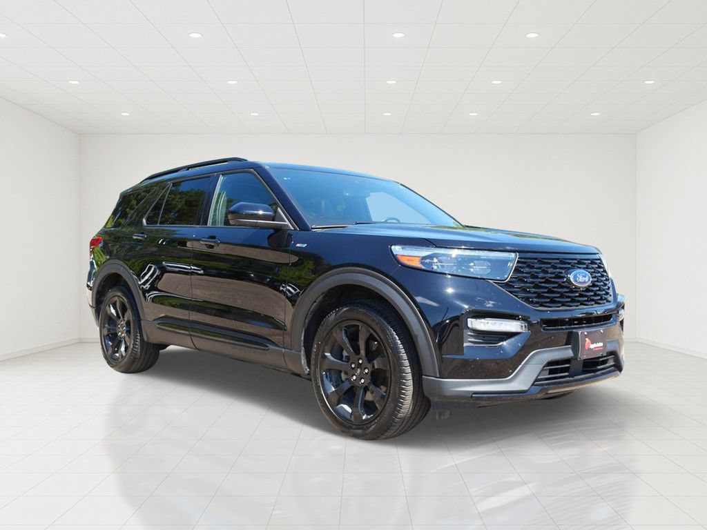 Certified 2023 Ford Explorer ST-Line w/ Class IV Trailer Tow Package