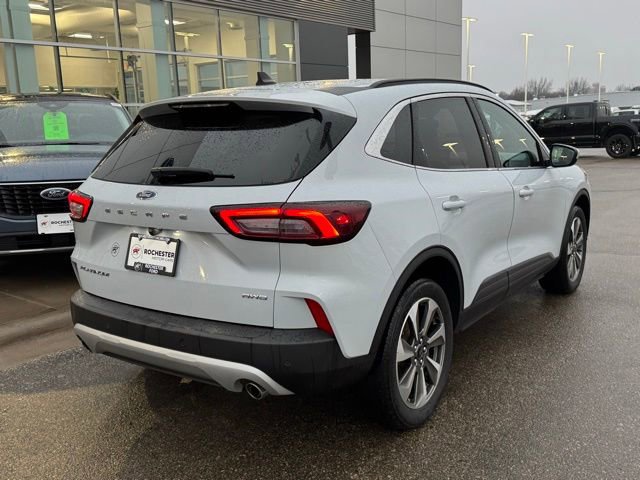 Certified 2025 Ford Escape Platinum image 3