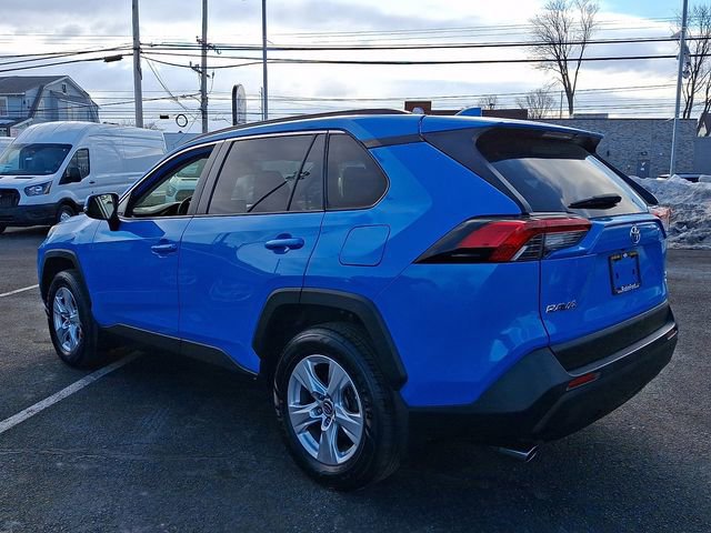 Used 2019 Toyota RAV4 XLE w/ All Weather Liner Package image 5
