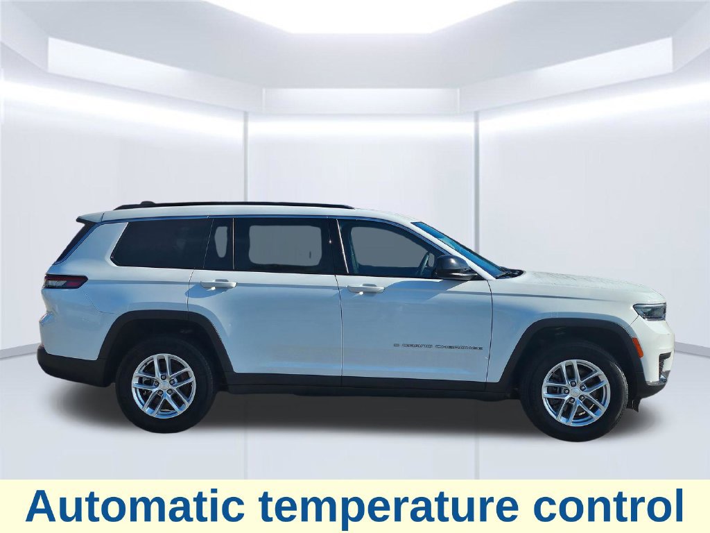 Used 2024 Jeep Grand Cherokee L Laredo RWD image 23