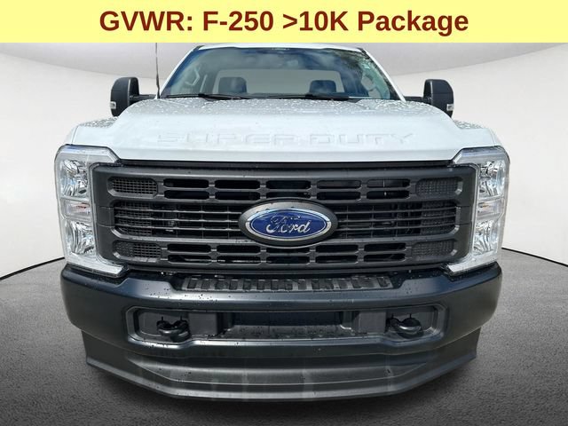 Certified 2025 Ford F250 XL w/ XL Driver Assist Package AWD/4WD image 4